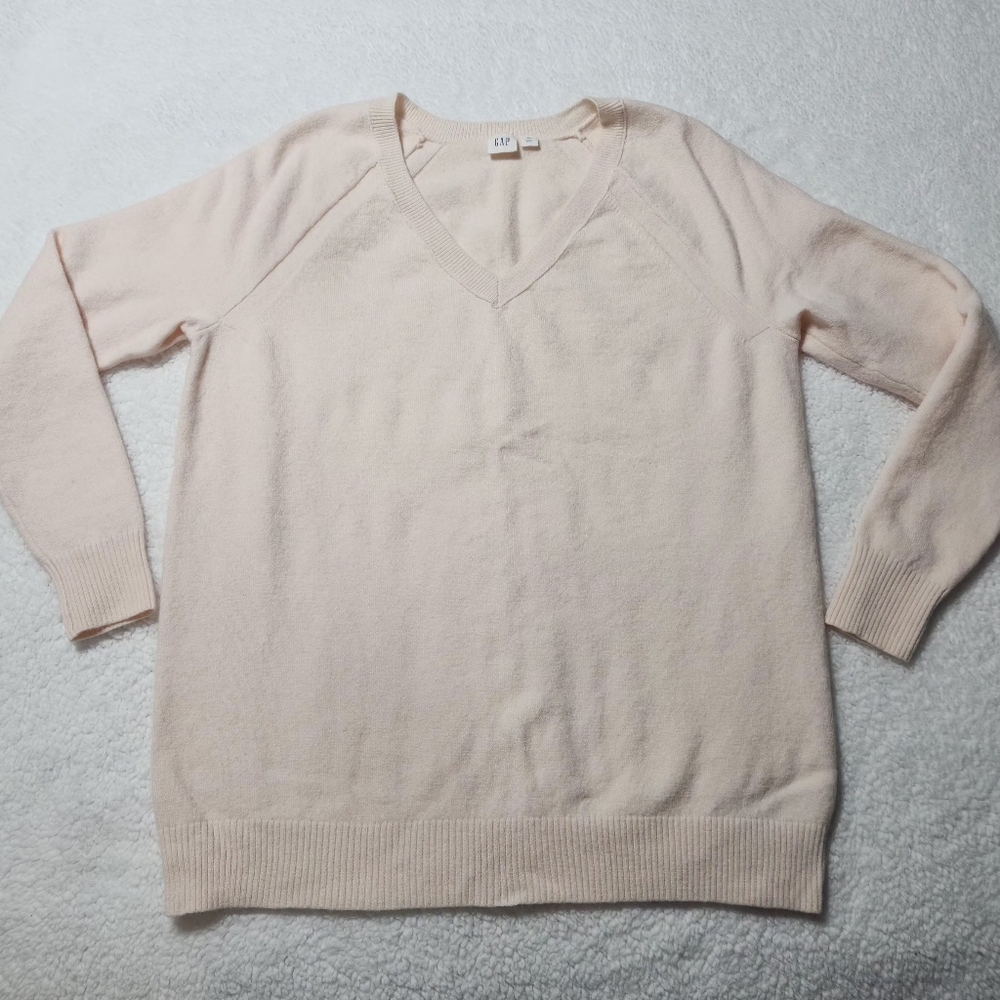Gap Cream V-neck Ribbed Hem Wool Blend Sweater Size XS